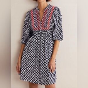 Boden Embroidered Collar Flowy Jersey Blue And White Dress Size 12